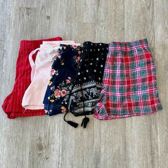 Womens Bundle of 5 Various Casual Shorts - M - Picture 1 of 6